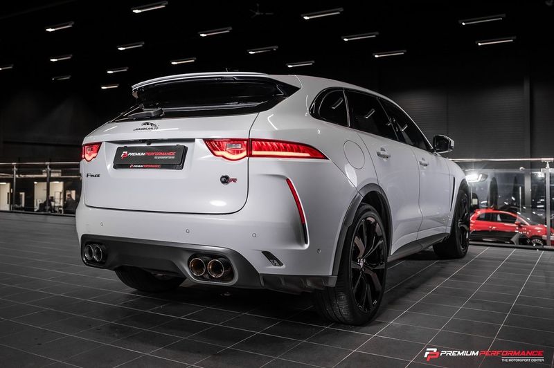 Jaguar F-Pace bild 9