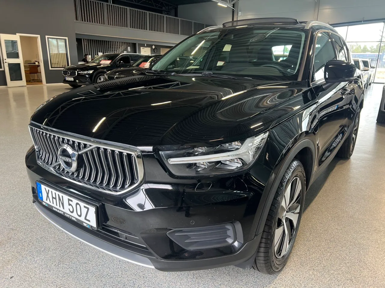 Vehicle image 7