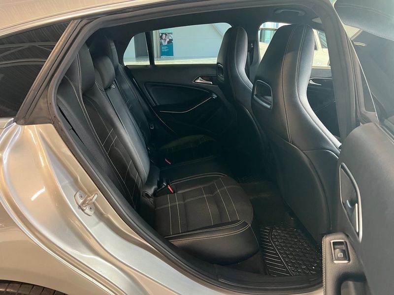Mercedes CLA220 bild 13