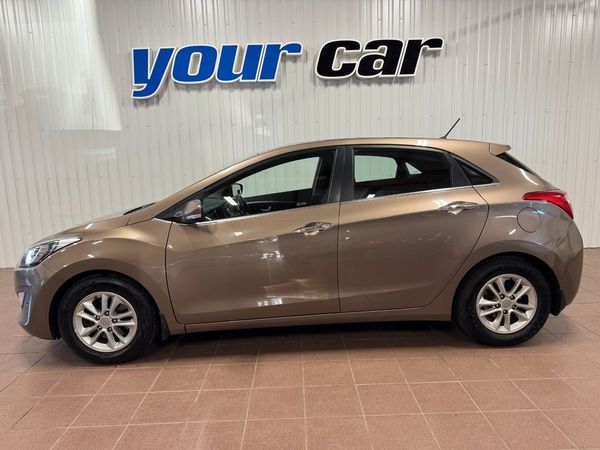 Hyundai i30 5-dörrar 1.6 CRDi Automat Premium Euro 5 - 2014