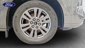Ford Tourneo Custom bild 9