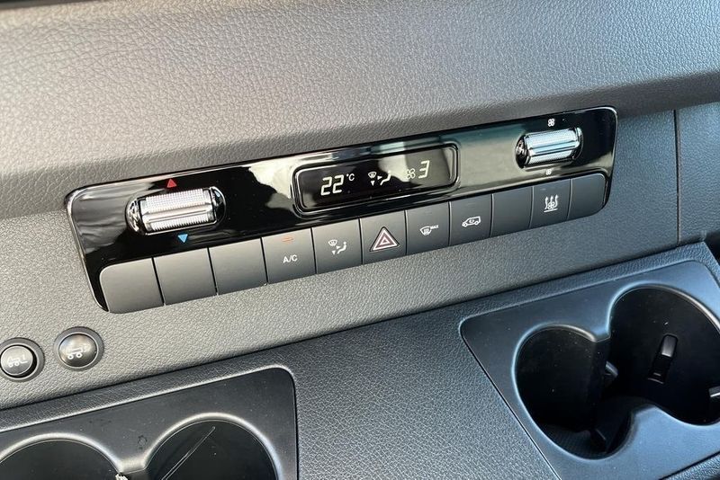 Mercedes Sprinter bild 13