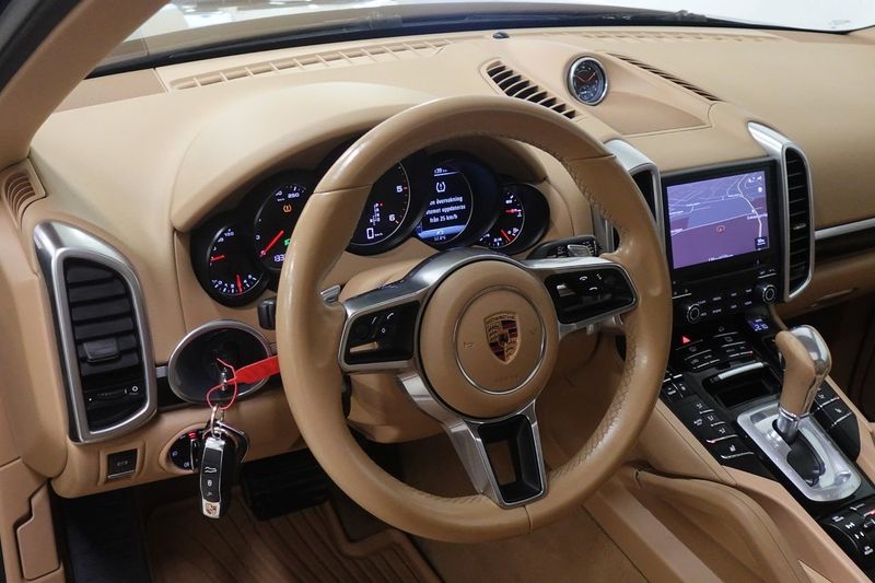 Porsche Cayenne bild 6