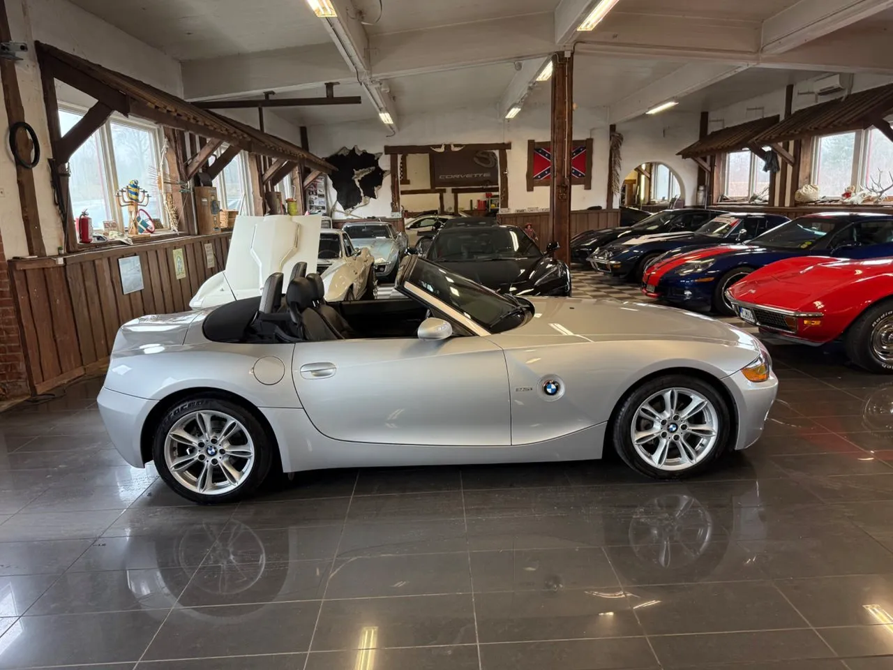 Vehicle image 13