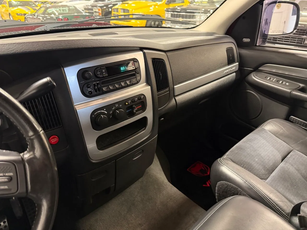 Vehicle image 22