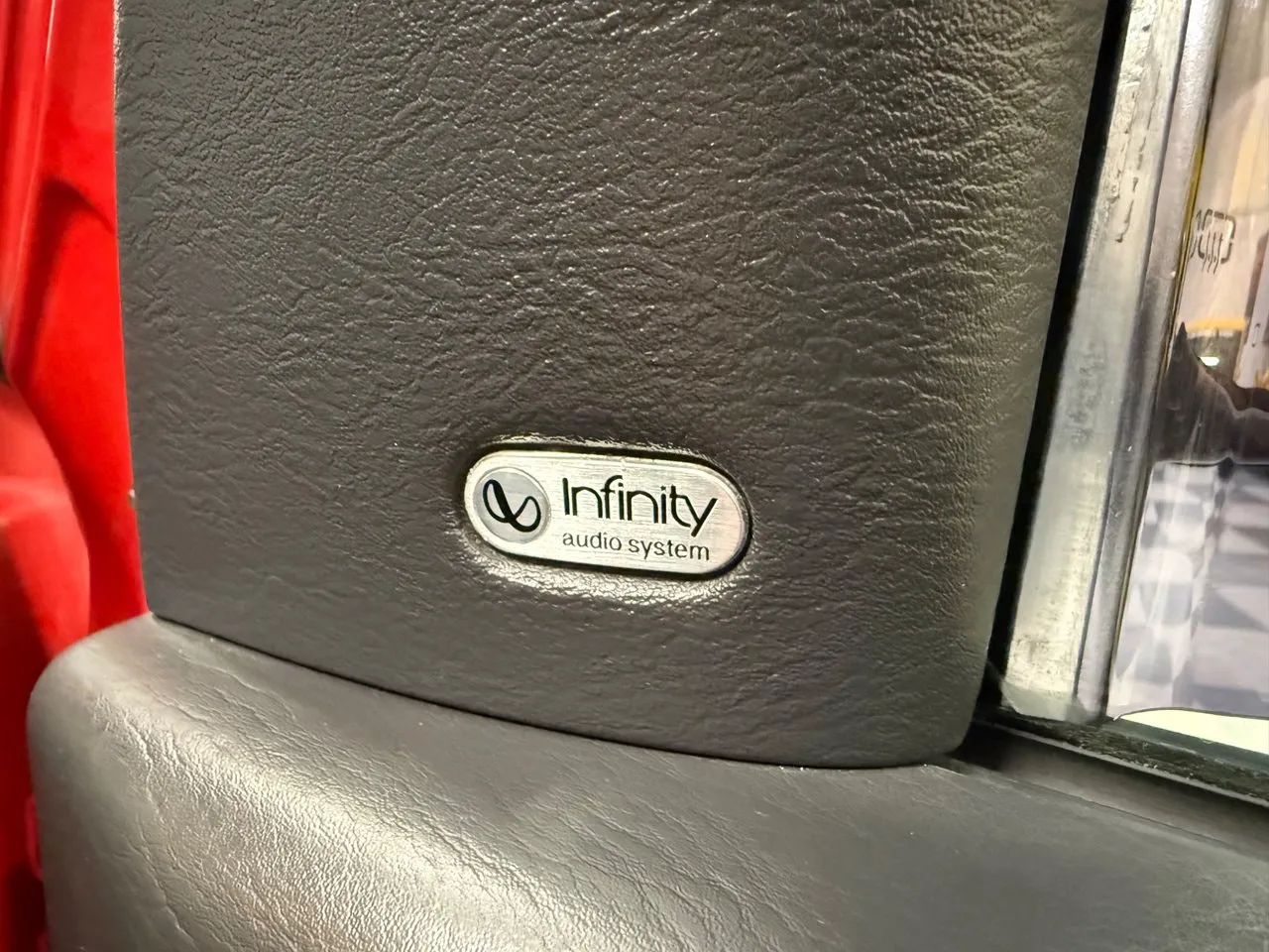 Vehicle image 20