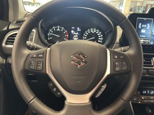 Suzuki S-CROSS bild 15