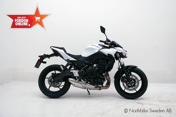 Kawasaki Z 650 *Snabb hemleverans* - 2026