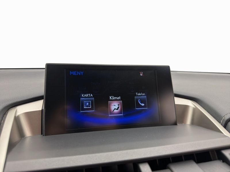Lexus NX bild 24