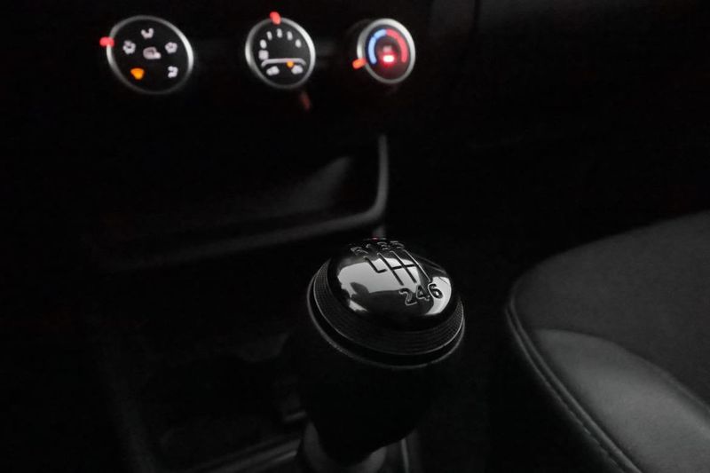 Renault Express bild 15
