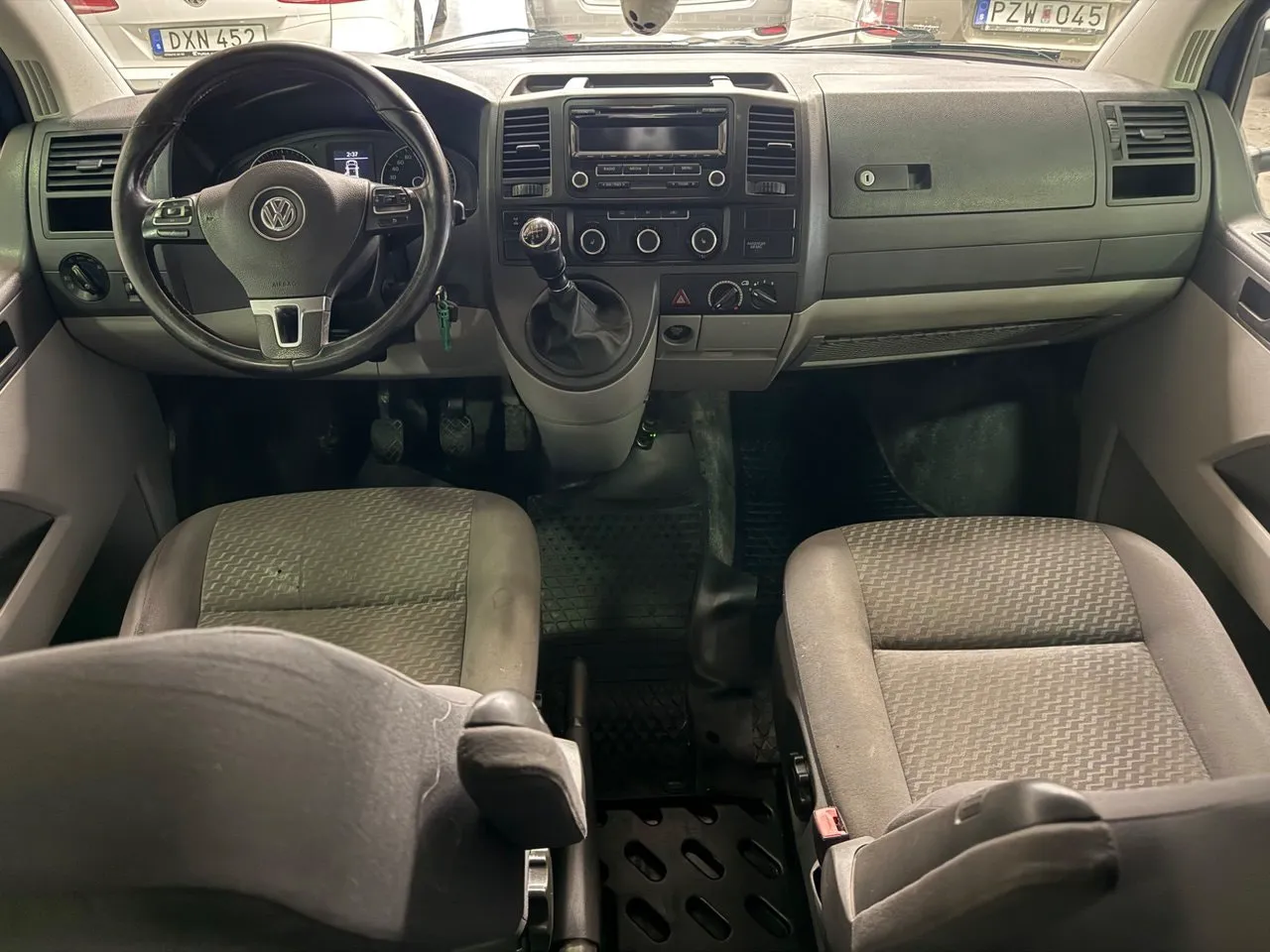 Vehicle image 7