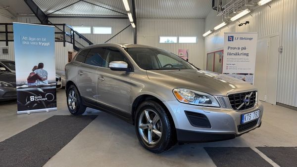 Volvo XC60 D5 AWD Geartronic, 205hk Summum, Drag **Nyservad** - 2011