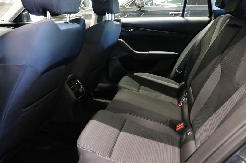 Skoda Octavia bild 9