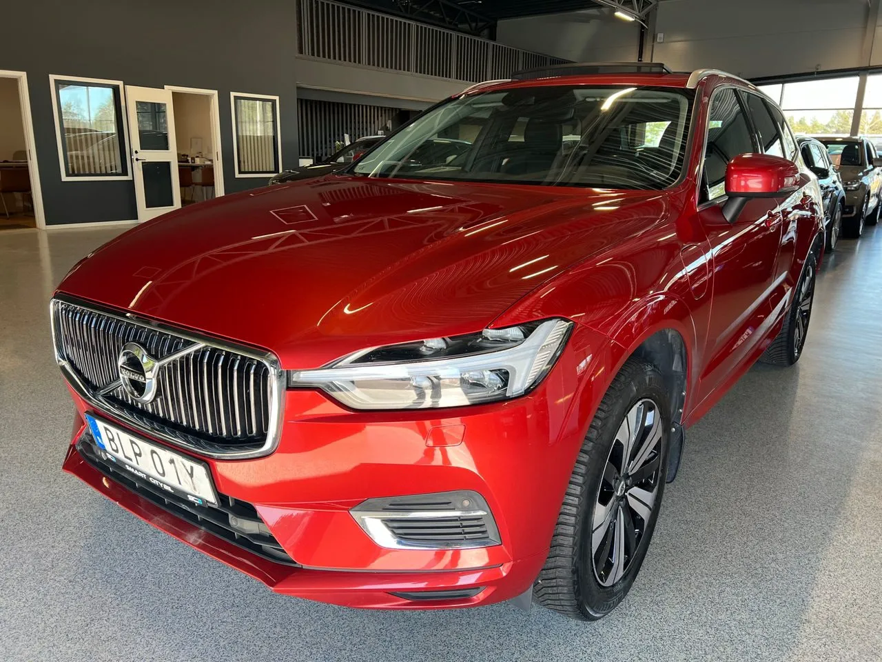 Vehicle image 7