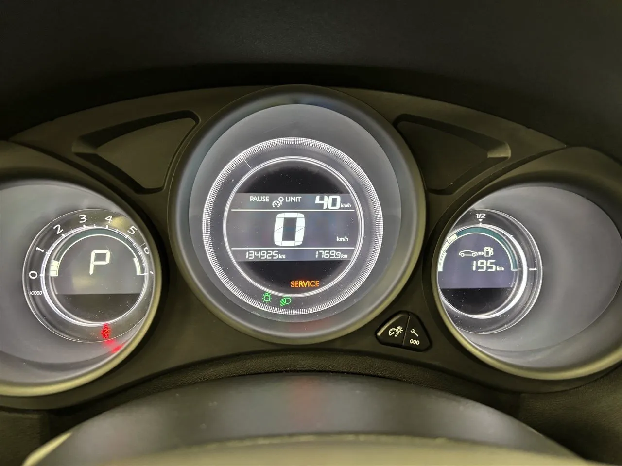 Vehicle image 8