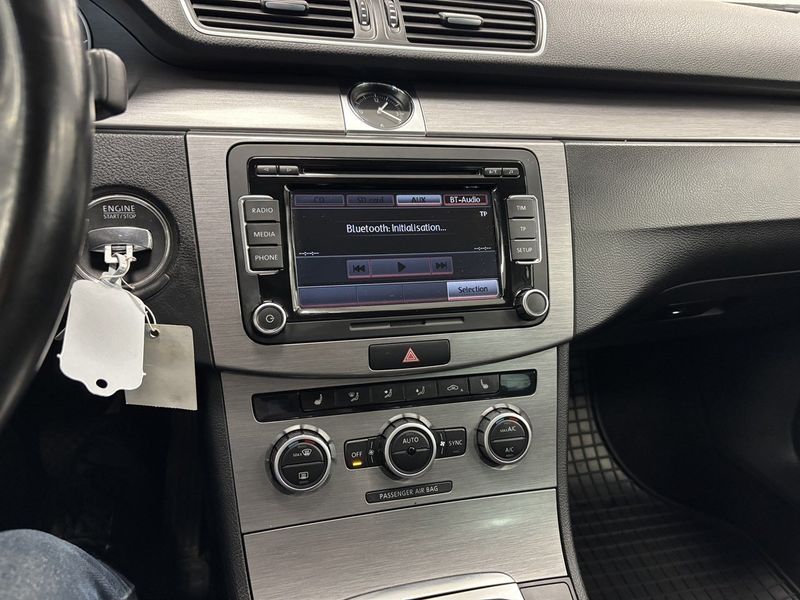Volkswagen Passat bild 10