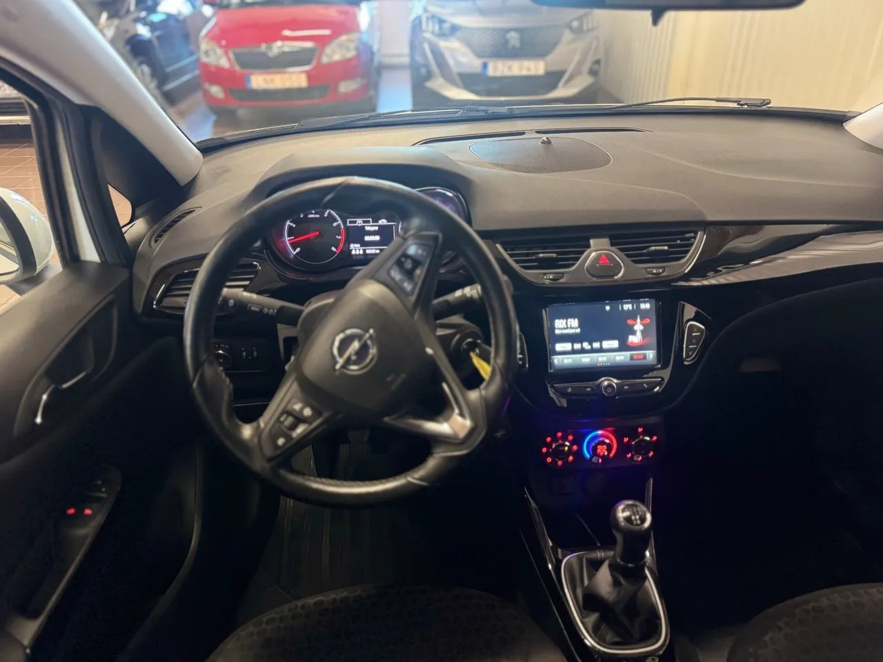 Vehicle image 7