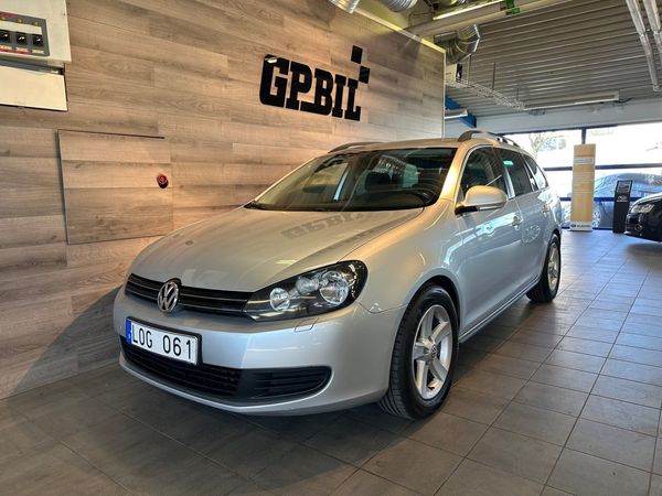 Volkswagen Golf Variant 1.6 TDI Masters Backkamera - 2011