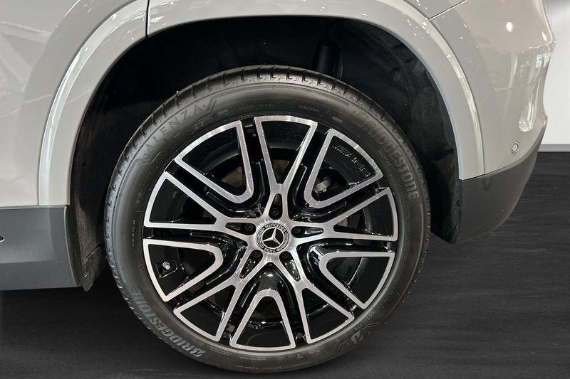 Mercedes GLA250 bild 9