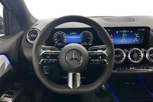 Mercedes GLA250 bild 8