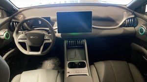 BYD Atto 3 bild 4