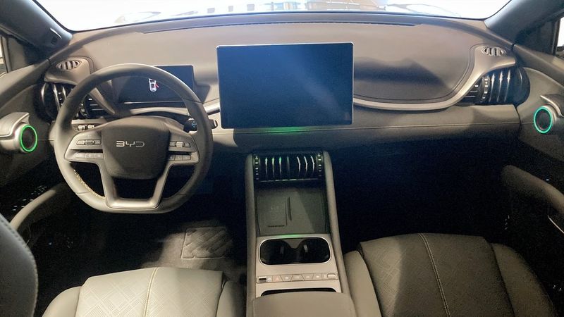 BYD Atto 3 bild 4