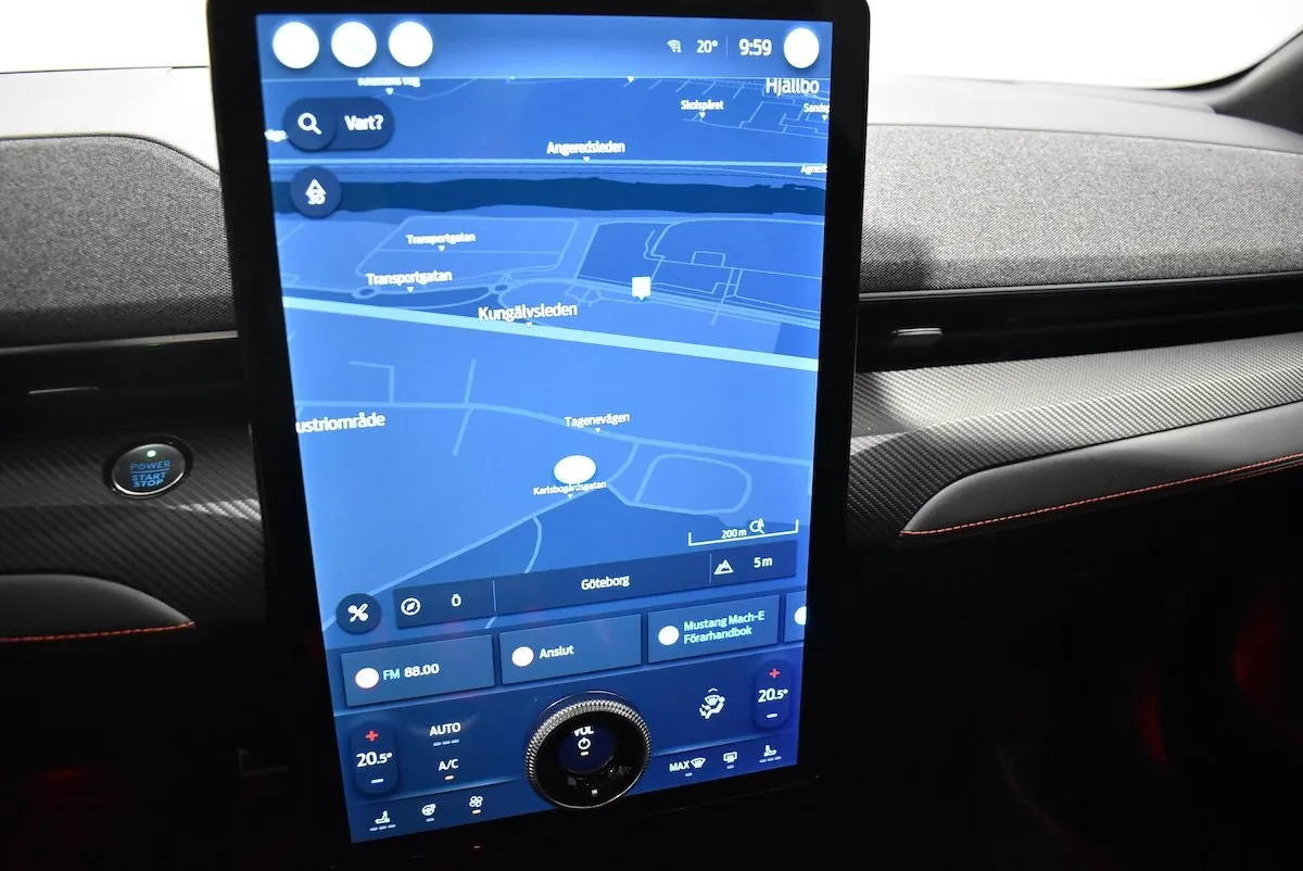 Vehicle image 21