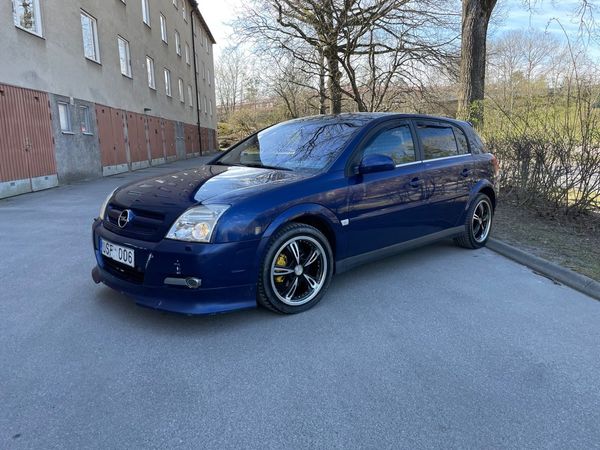 Opel Signum 2.2 Direct Elegance Euro 4 Nybesiktad - 2004