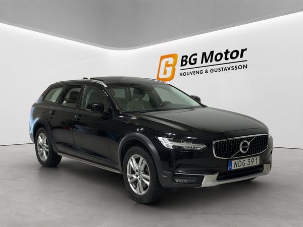 Volvo V90 Cross Country D4 AWD 190hk Aut Inscription Pro Värmare/Panorama - 2018