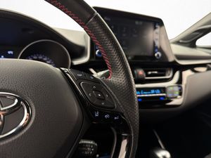 Toyota C-HR bild 17