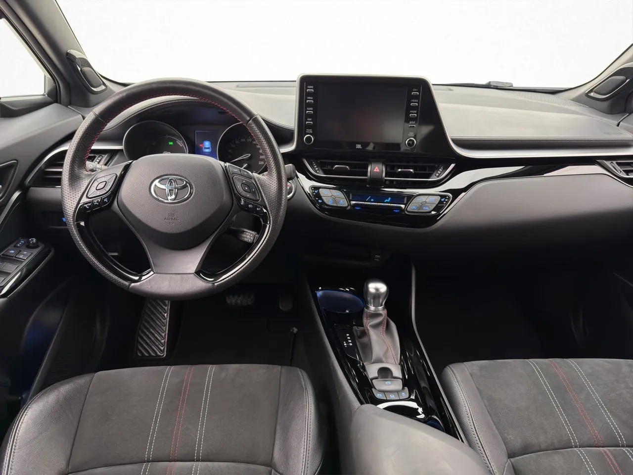 Vehicle image 18