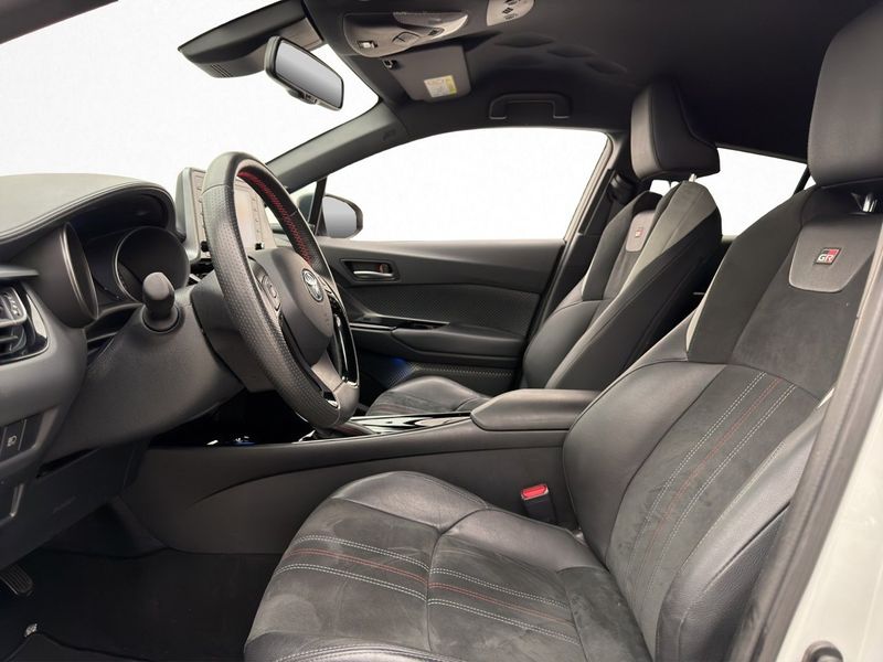 Toyota C-HR bild 10