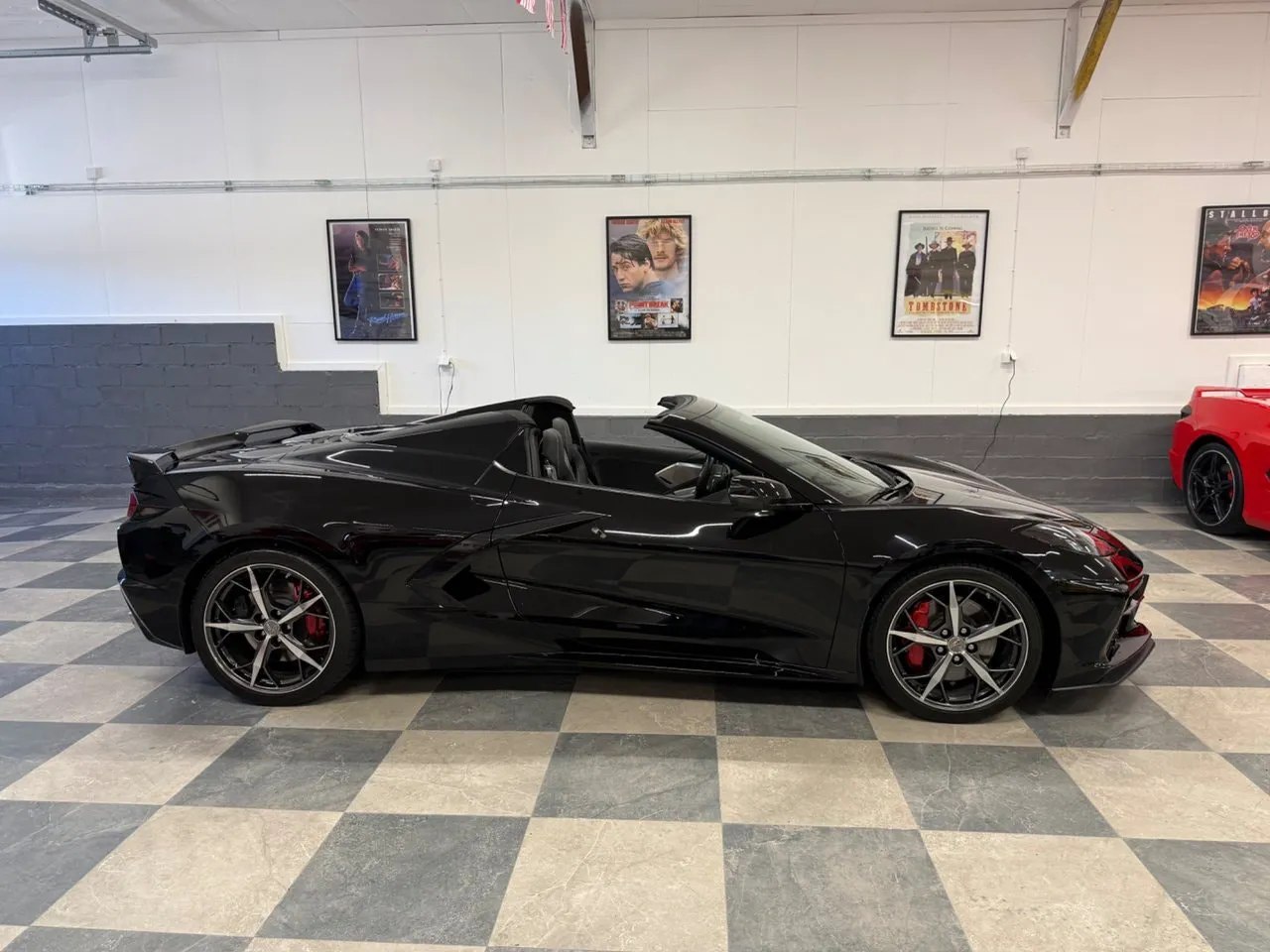 Vehicle image 14