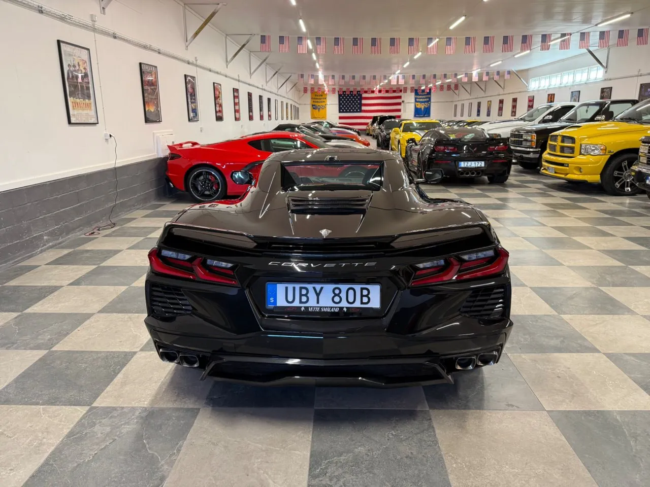 Vehicle image 8