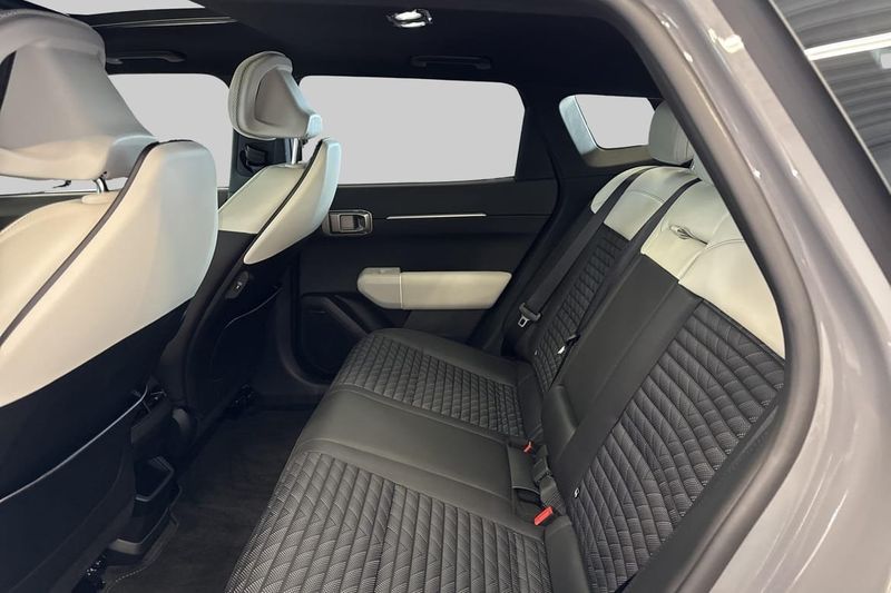 Kia EV4 bild 25