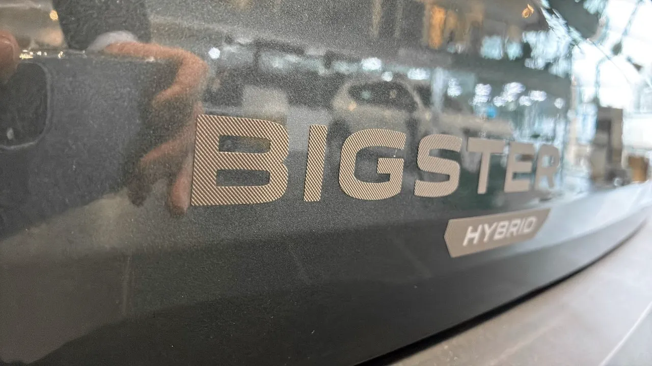 Vehicle image 20