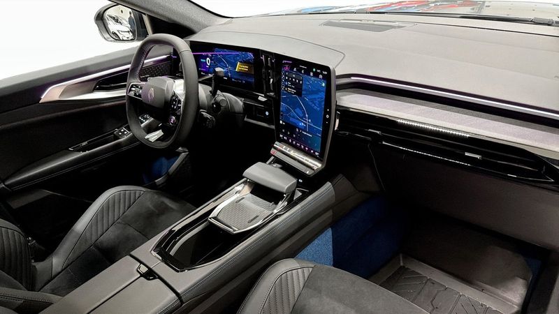 Renault Rafale bild 13