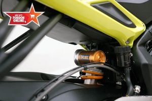 Triumph Street Triple bild 17