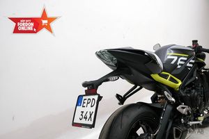 Triumph Street Triple bild 13