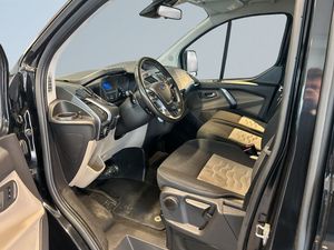 Ford Tourneo Custom bild 7