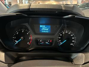 Ford Tourneo Custom bild 17