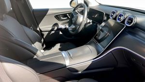 Mercedes GLC300 bild 9