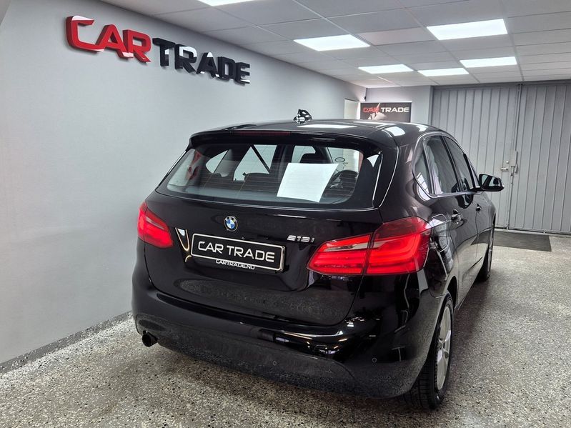 BMW 218 bild 6