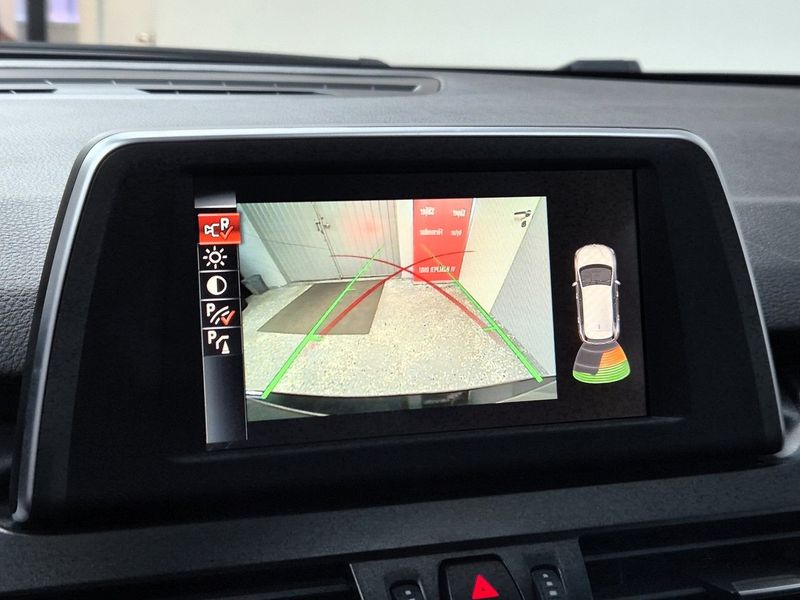 BMW 218 bild 18