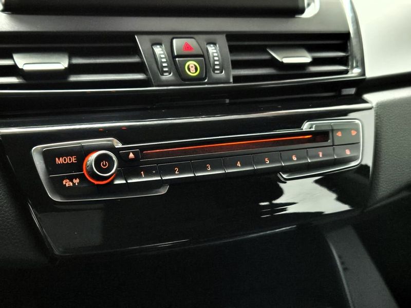 BMW 218 bild 19