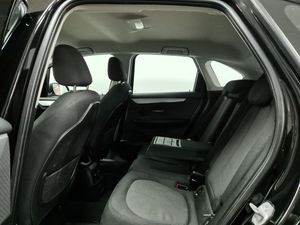 BMW 218 bild 26