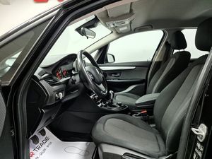 BMW 218 bild 11
