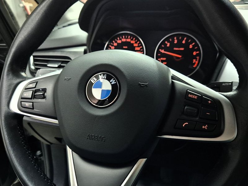 BMW 218 bild 16