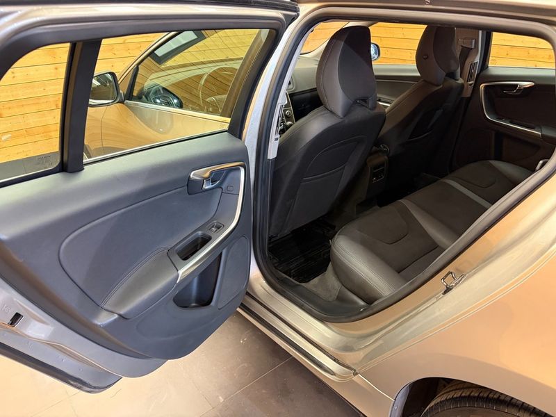 Volvo V60 bild 15