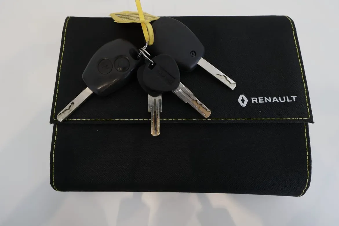 Vehicle image 20